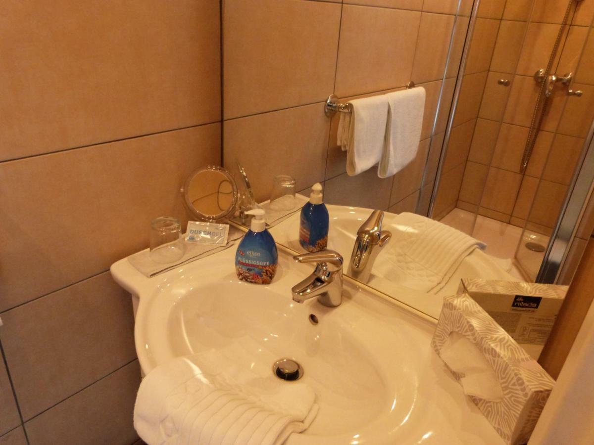 Hotel Jaegerhof Mayen Esterno foto